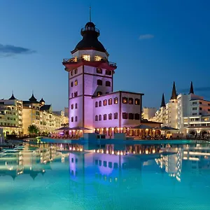 Feriested Titanic Mardan Palace, Antalya